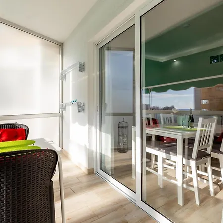 523 Las Terrazas Chic Apartment, Free Wi Fi Pool Playa de las Américas