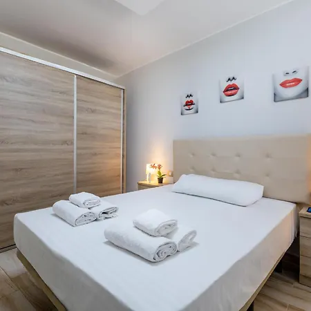 Apartamento 523 Las Terrazas Chic Apartment, Free Wi Fi Pool Playa de las Américas